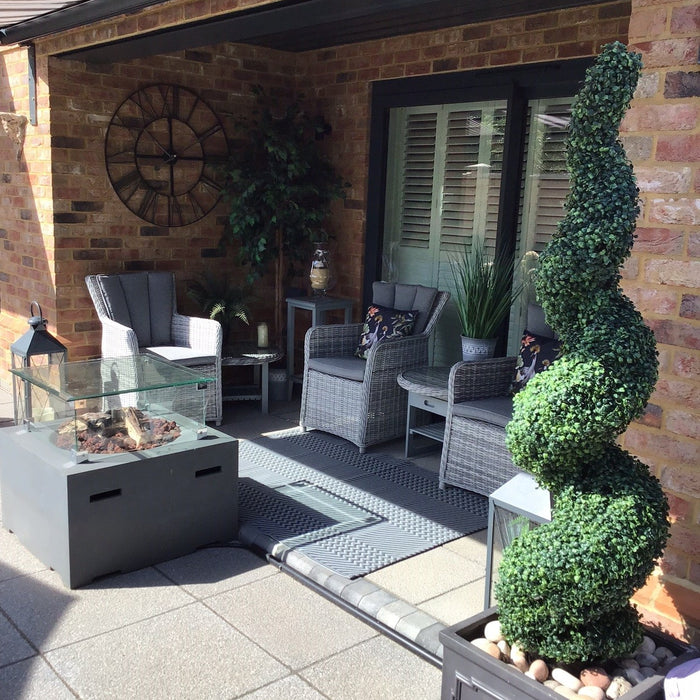 Green all year: A guide to decorating with artificial plants