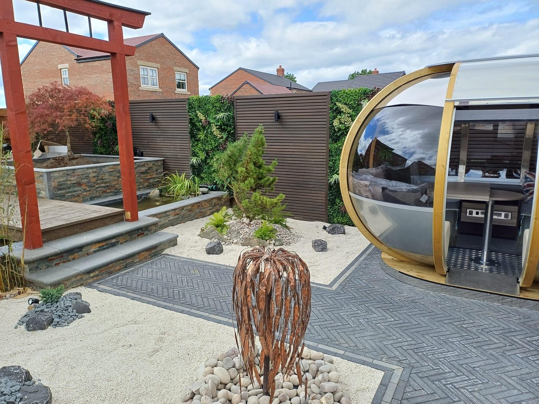 How low maintenance is composite fencing?